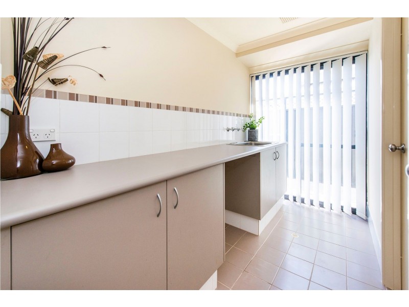 17 Nottingham Green, High Wycombe WA 6057