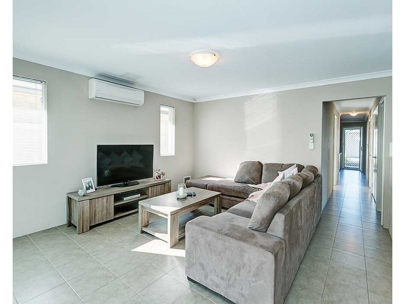 3/24 Larwood Crescent, High Wycombe WA 6057