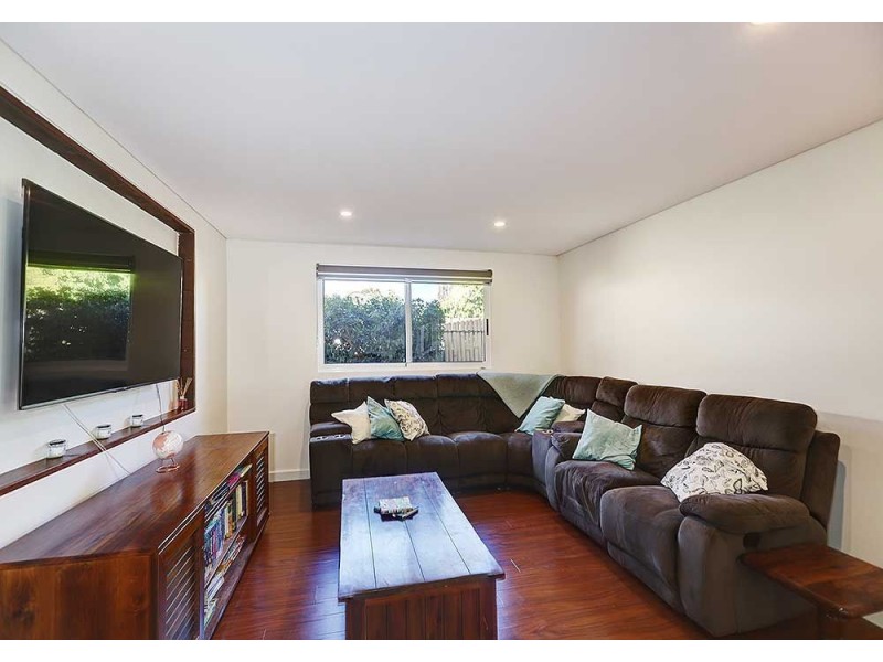 21 Netherwood Road, High Wycombe WA 6057