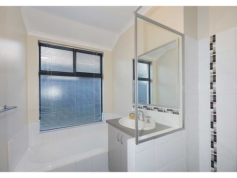 11 Nottingham Green, High Wycombe WA 6057