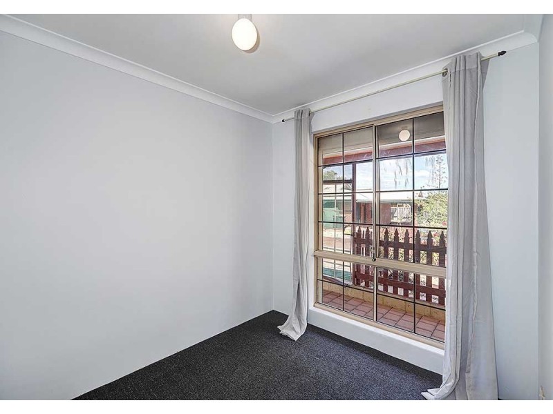 72 Lewis Jones Cross, Stratton WA 6056