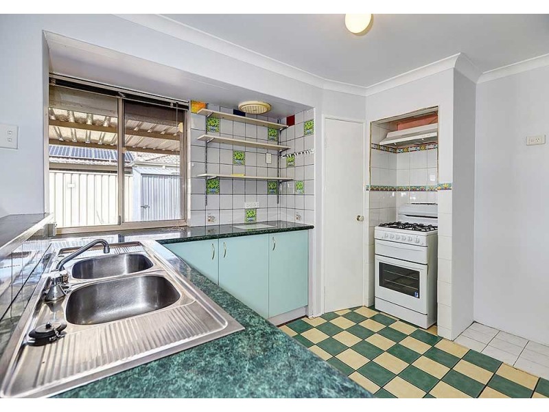 72 Lewis Jones Cross, Stratton WA 6056