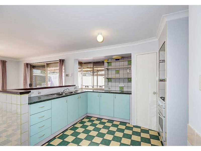 72 Lewis Jones Cross, Stratton WA 6056