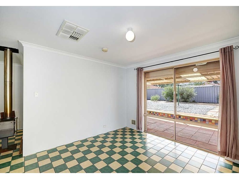72 Lewis Jones Cross, Stratton WA 6056