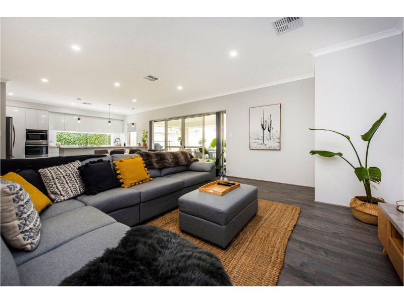 22a Peter Road, High Wycombe WA 6057