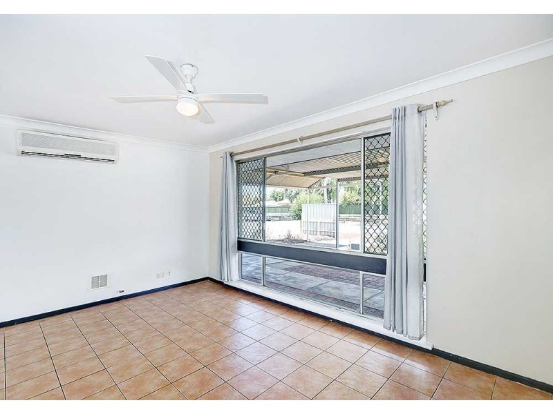 7 Tillia Court, Forrestfield WA 6058