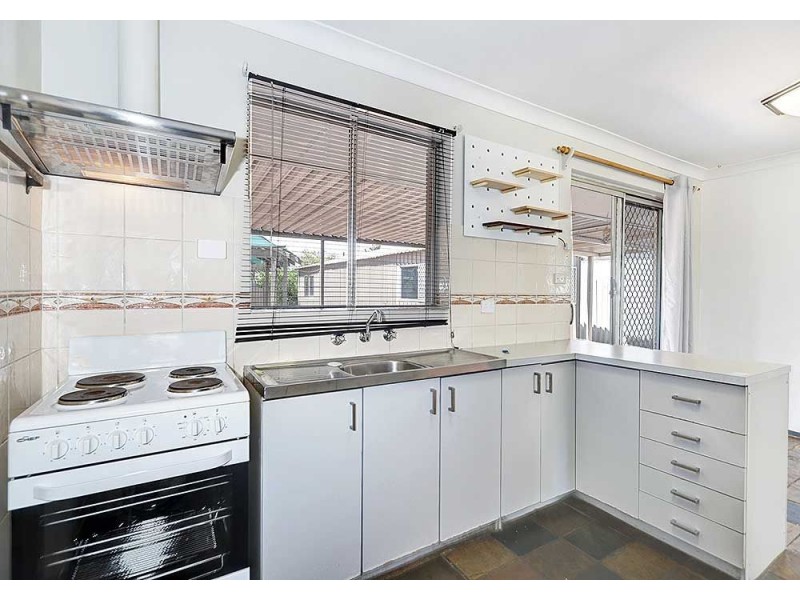 7 Tillia Court, Forrestfield WA 6058