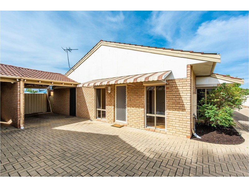 2/12 Wroxton Street, Midland WA 6056