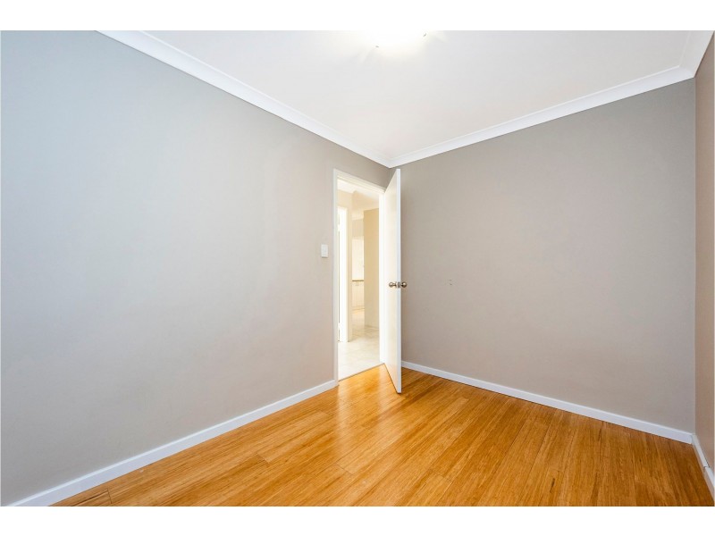 2/12 Wroxton Street, Midland WA 6056