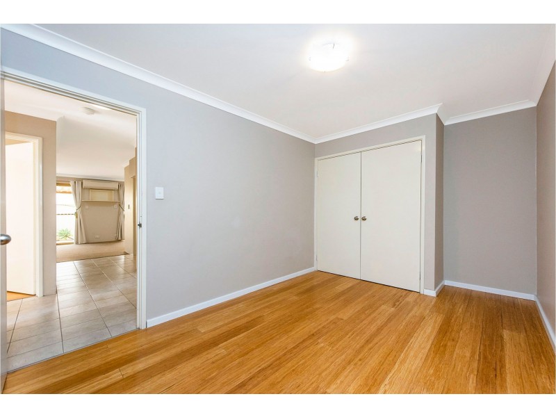 2/12 Wroxton Street, Midland WA 6056