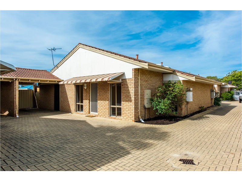 2/12 Wroxton Street, Midland WA 6056