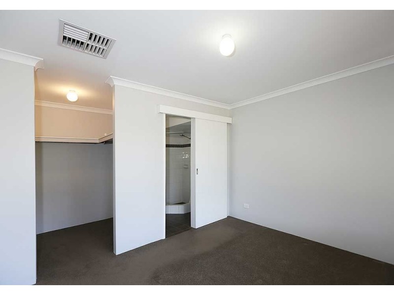27 Thirlmere Way, High Wycombe WA 6057