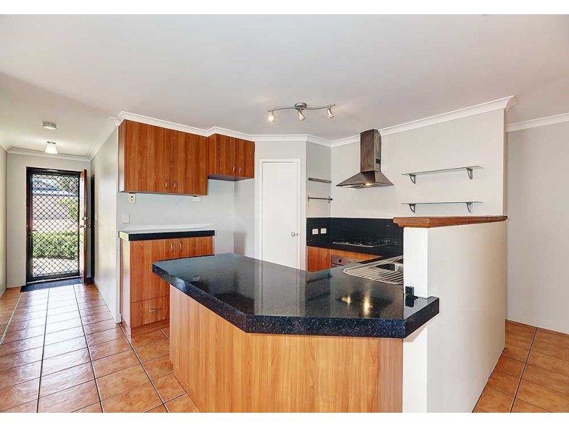 27 Thirlmere Way, High Wycombe WA 6057
