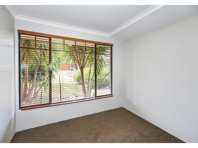 27 Thirlmere Way, High Wycombe WA 6057