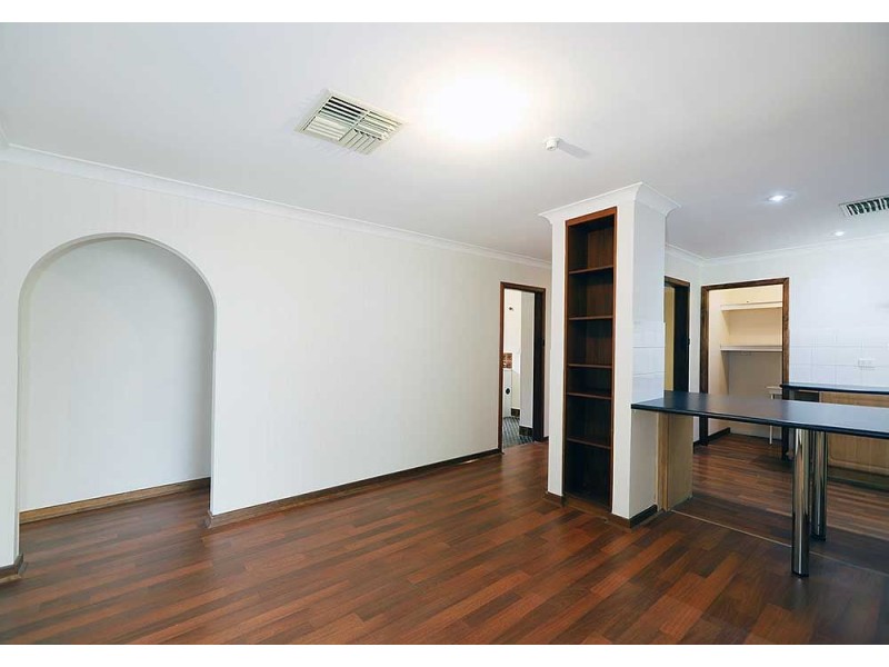 100 Sussex Road, Forrestfield WA 6058