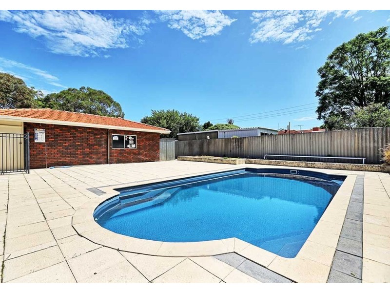 100 Sussex Road, Forrestfield WA 6058