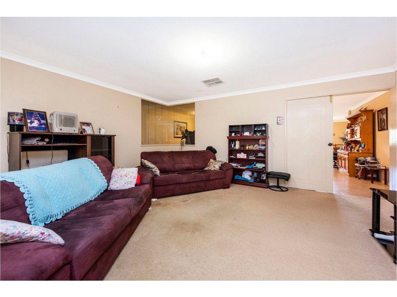 2 Mardja Court, High Wycombe WA 6057