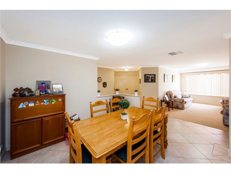 2 Mardja Court, High Wycombe WA 6057