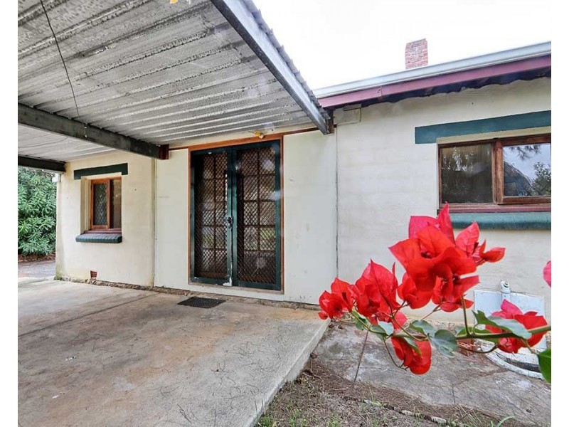 42 Ewart Street, Midvale WA 6056
