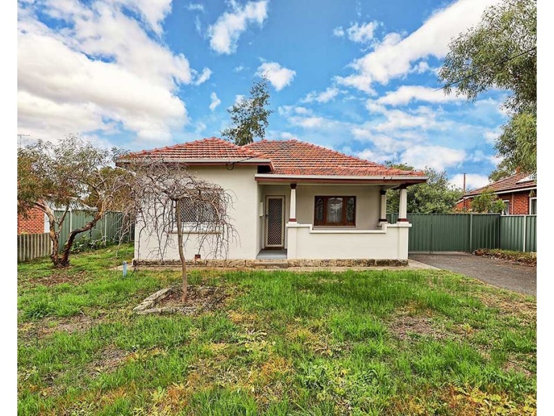 42 Ewart Street, Midvale WA 6056