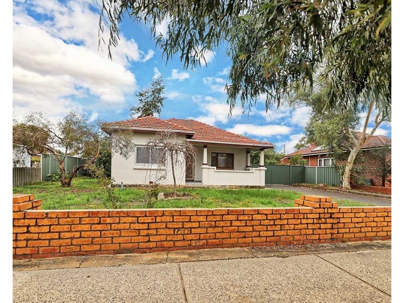 42 Ewart Street, Midvale WA 6056