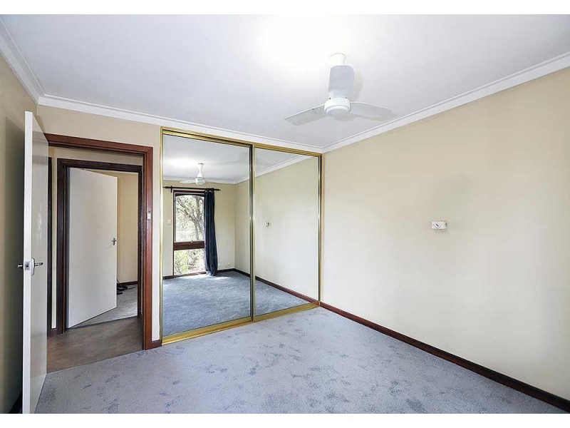 5 Bugendore Street, Maida Vale WA 6057