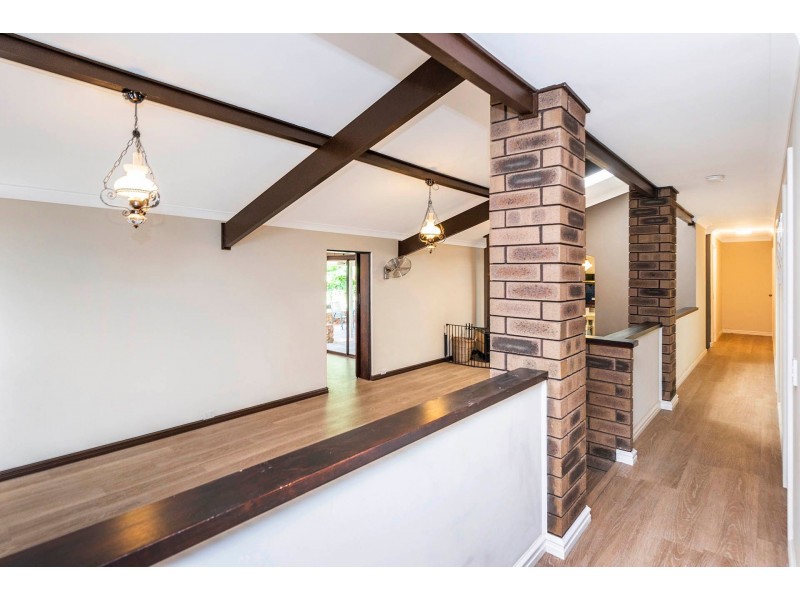 27 Corella Street, Lesmurdie WA 6076