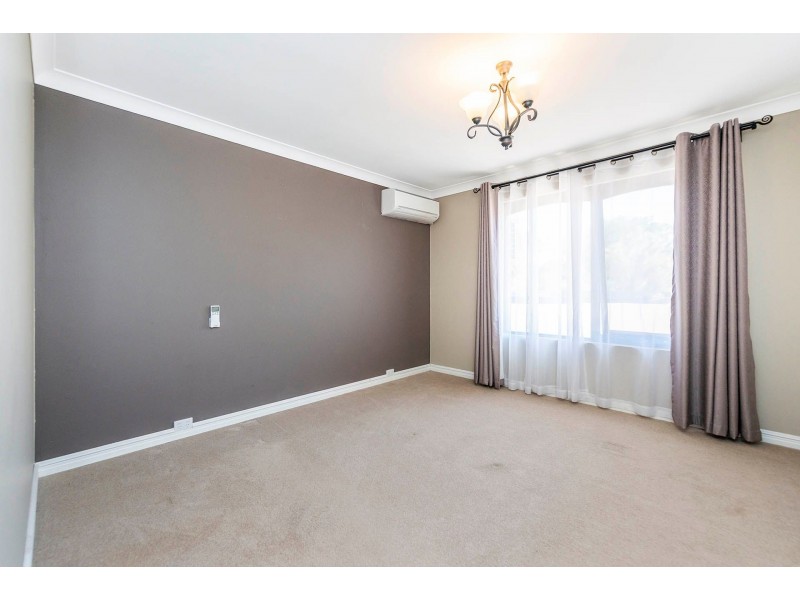 27 Corella Street, Lesmurdie WA 6076