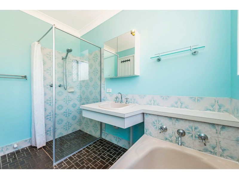 27 Corella Street, Lesmurdie WA 6076