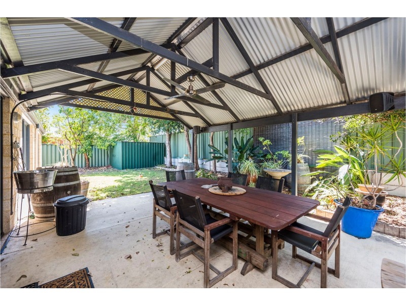 10 Rowell Gardens, High Wycombe WA 6057