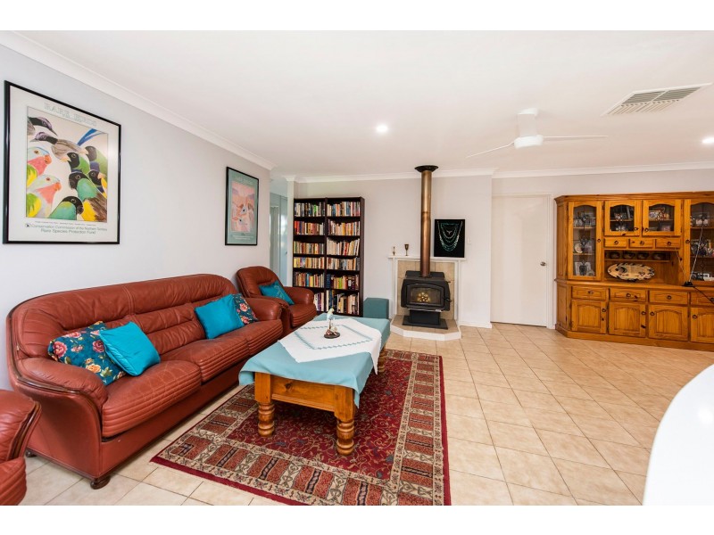 12 Cassowary Road, High Wycombe WA 6057