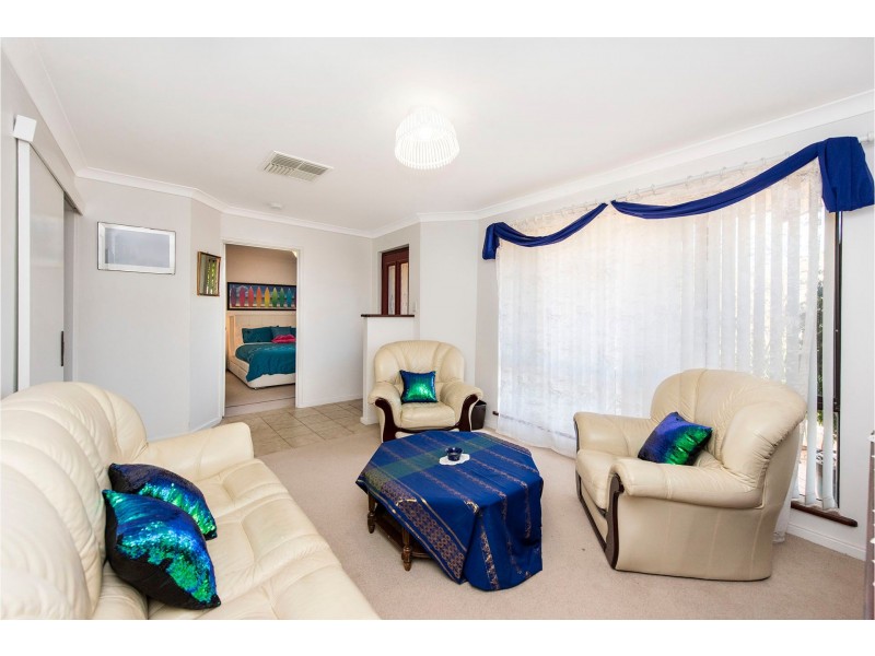 12 Cassowary Road, High Wycombe WA 6057