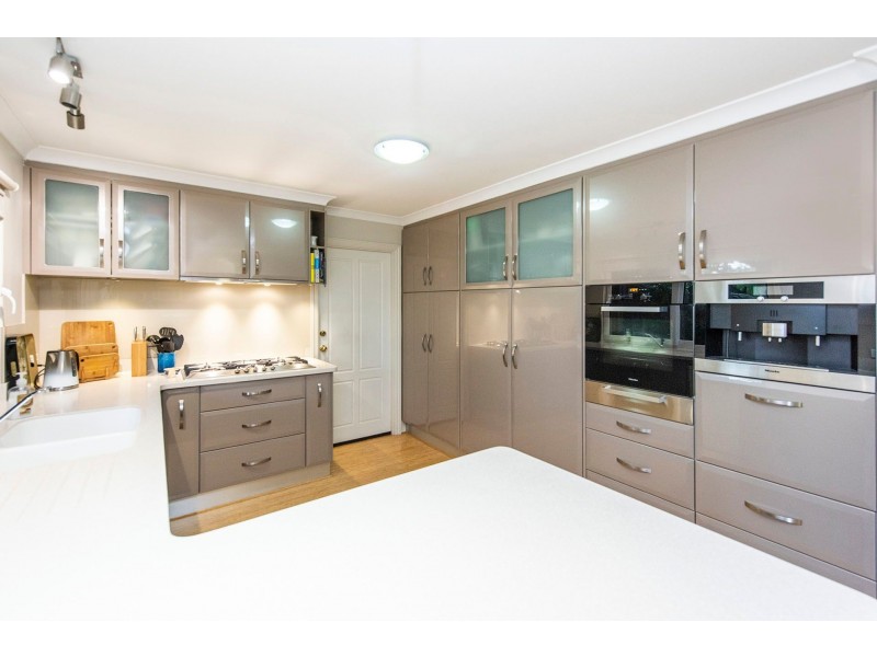 15 Viveash Road, Middle Swan WA 6056