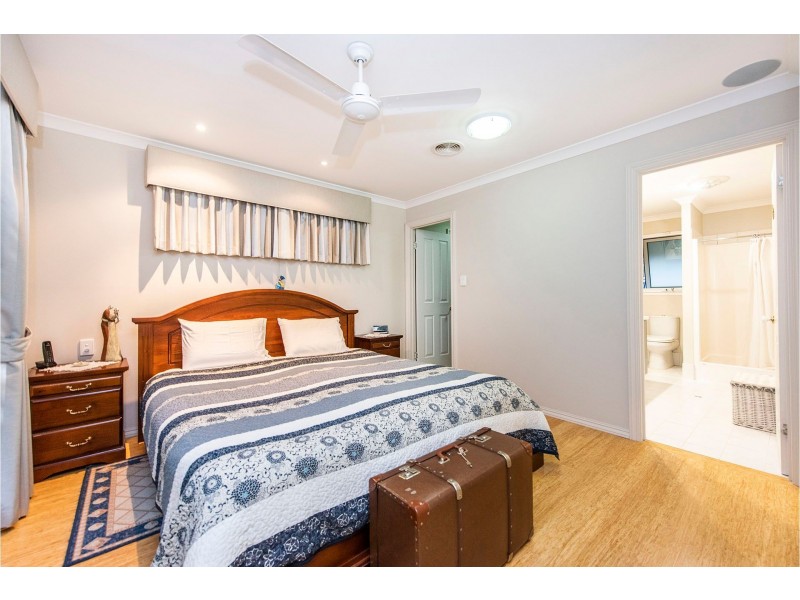 15 Viveash Road, Middle Swan WA 6056