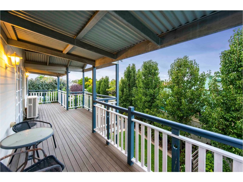 15 Viveash Road, Middle Swan WA 6056