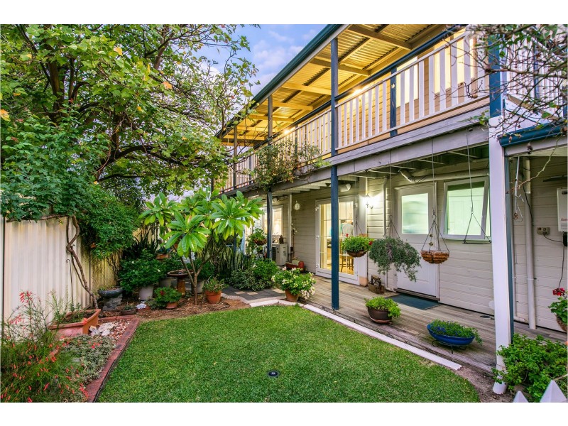 15 Viveash Road, Middle Swan WA 6056