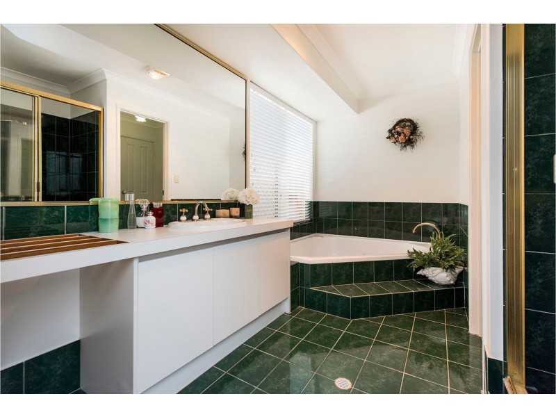 23 Hawkevale Road, High Wycombe WA 6057