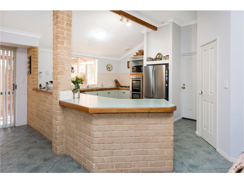 23 Hawkevale Road, High Wycombe WA 6057