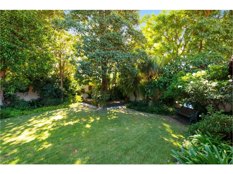 23 Hawkevale Road, High Wycombe WA 6057