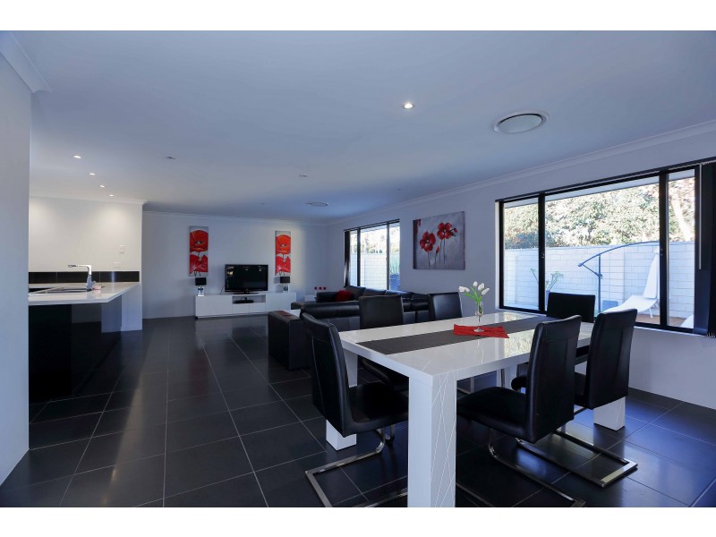 1 Maida Vale Road, Maida Vale WA 6057