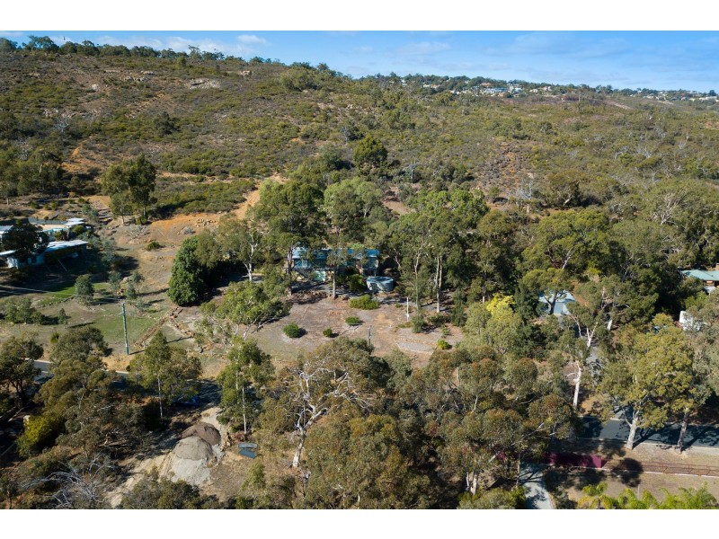 216 Lewis Road, Forrestfield WA 6058