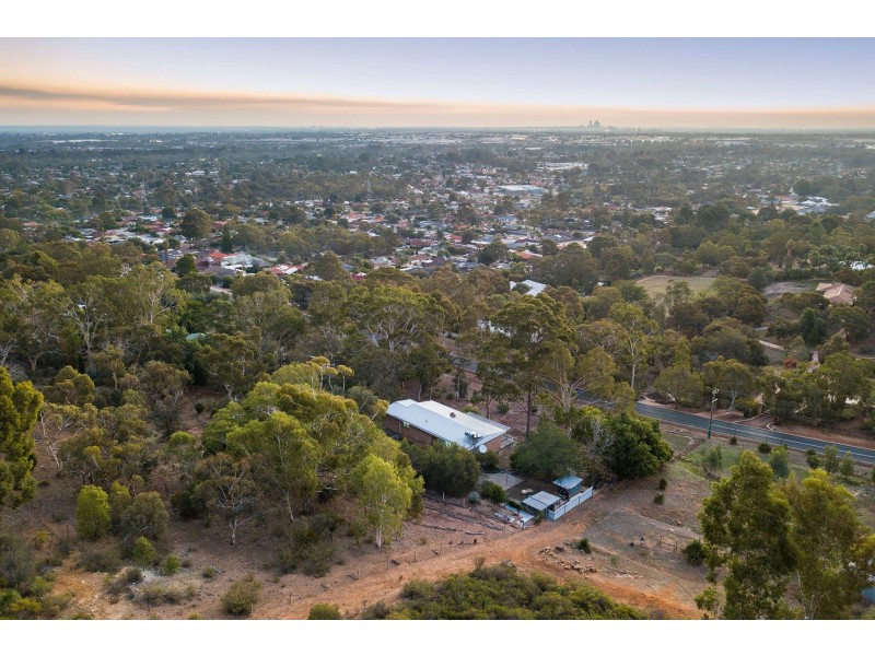 216 Lewis Road, Forrestfield WA 6058