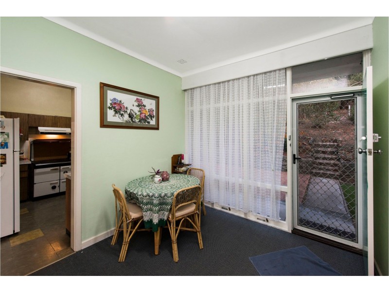 216 Lewis Road, Forrestfield WA 6058