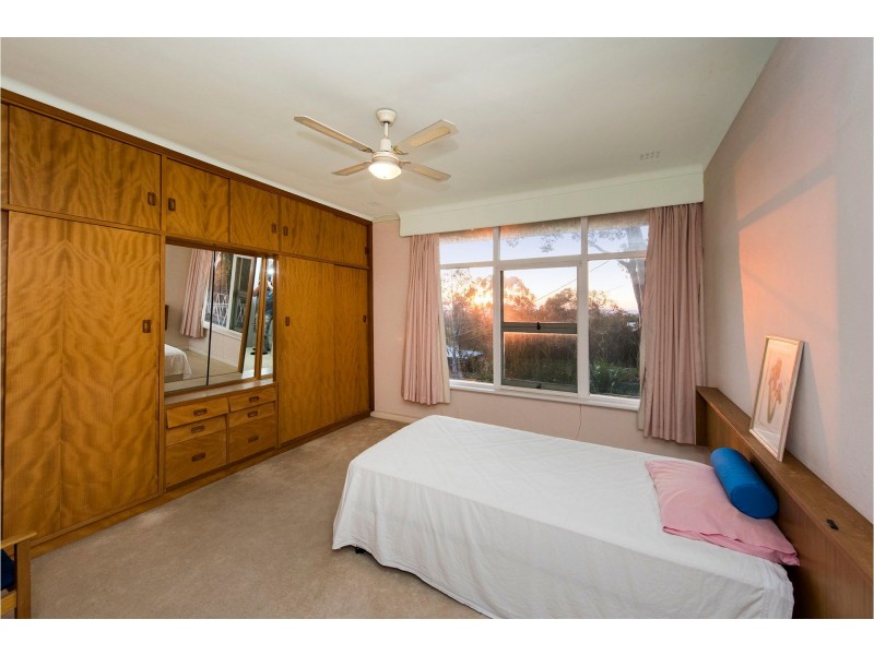 216 Lewis Road, Forrestfield WA 6058