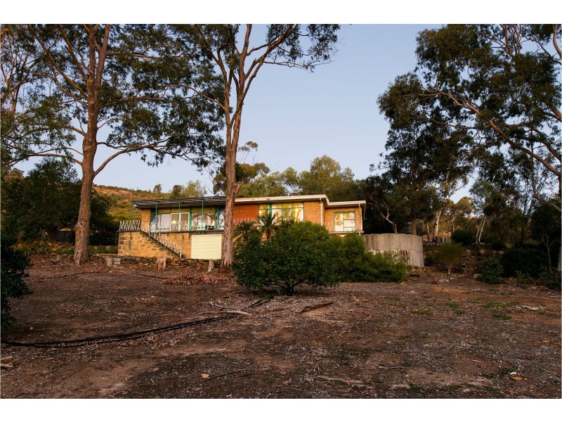 216 Lewis Road, Forrestfield WA 6058