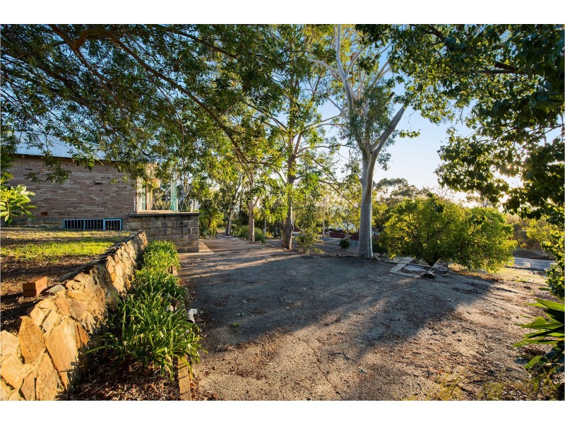 216 Lewis Road, Forrestfield WA 6058