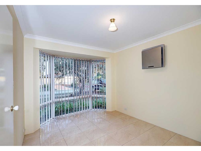 8 Jitti Court, South Guildford WA 6055