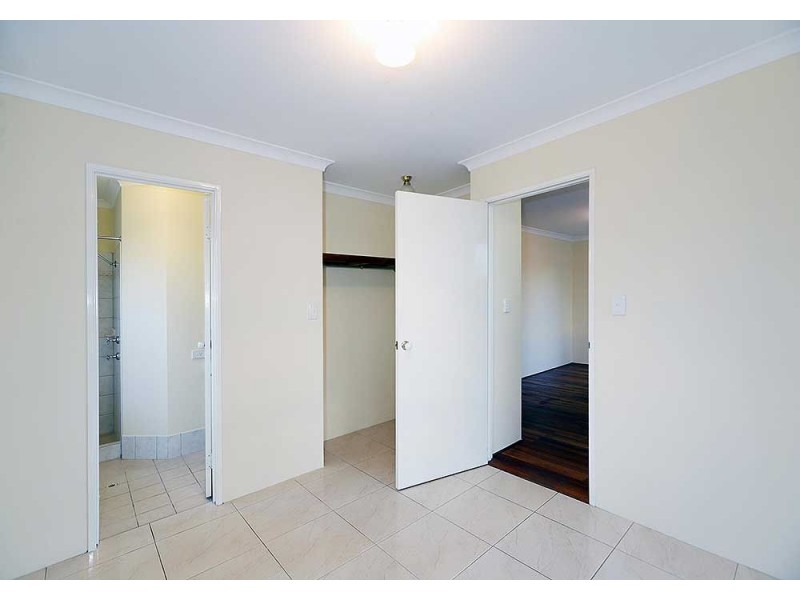 8 Jitti Court, South Guildford WA 6055