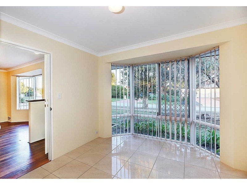 8 Jitti Court, South Guildford WA 6055