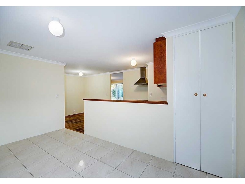 8 Jitti Court, South Guildford WA 6055